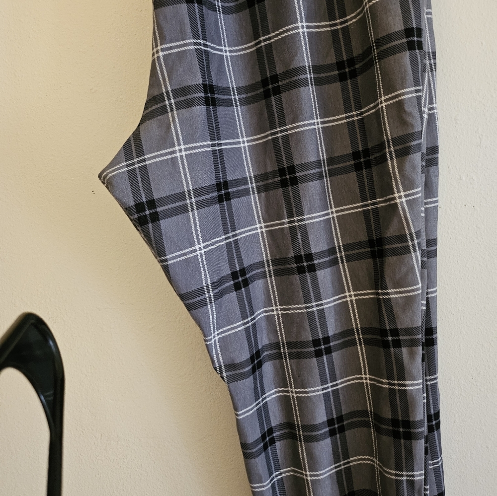 Torrid Pants - Picture 3 of 4